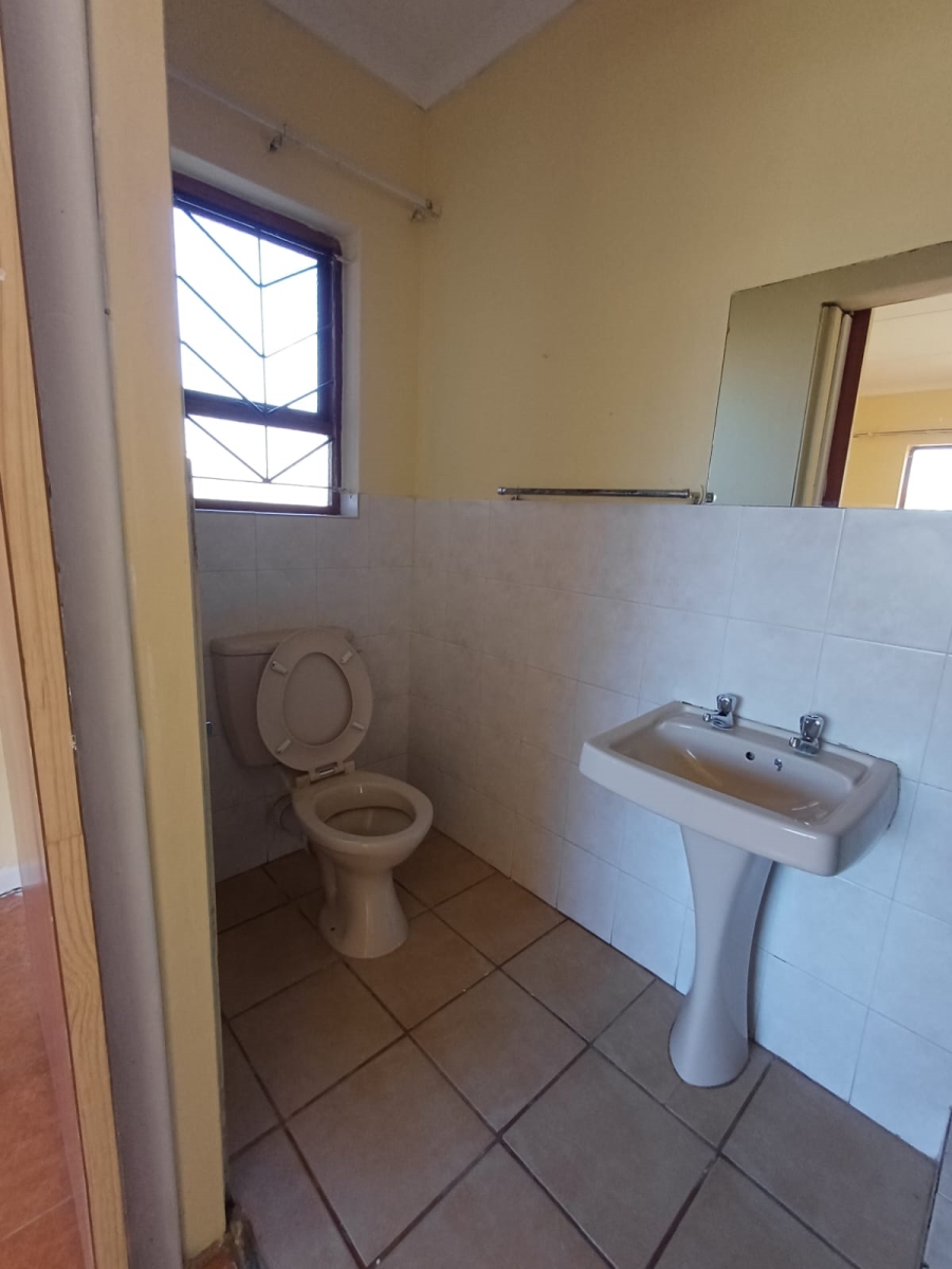3 Bedroom Property for Sale in Laurie Dashwood Park Eastern Cape